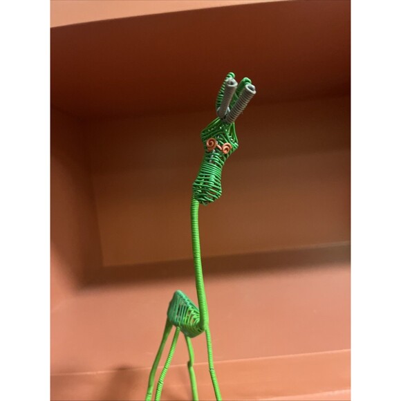 Giraffe & Elephant Made Of Green Wire And Metal Safari Gift Home Kid’s Room - Picture 10 of 10